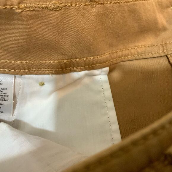 New Talbots Size 2 shorts - Picture 6 of 6